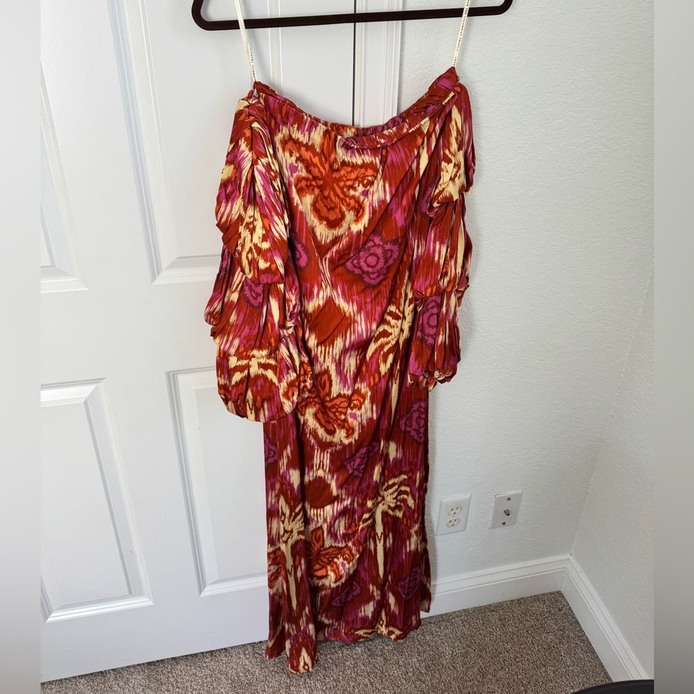 Eugenia Fernández Vibrant Off-Shoulder Dress